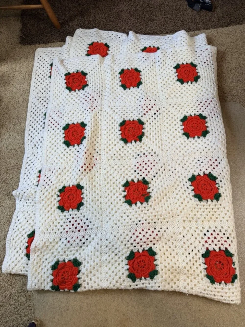 80X96 Crochet Granny Square Afghan Red Roses Hand Made White Background